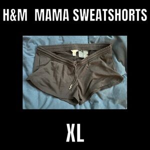 H&M mama sweatshorts